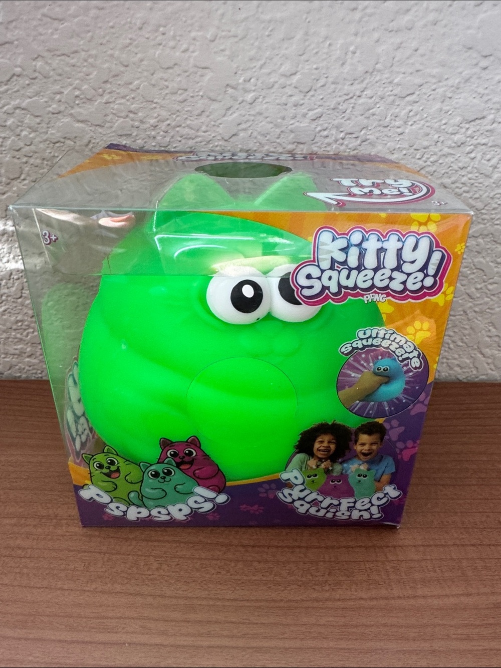 Squeeze Bright Green Kitty Squeeze Plush Toy